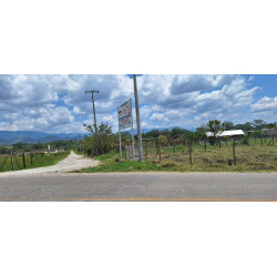 CARRETERA OCOSINGO-ALTAMIRANO KM.3+00 LOTE NÚMERO 1 DE LA MANZANA 1